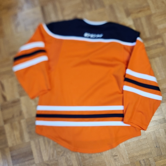 Youth L/XL CCM Practice Jersey - Picture 6 of 6